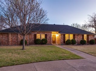 2418 Vista Glen Ln, Carrollton, TX 75007