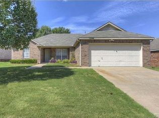 13748 S Nyssa Ct, Glenpool, OK 74033