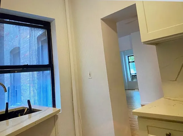 216 East 10th Street image 9 of 11