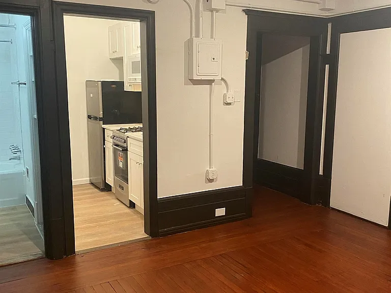 311 S Hicks St #3D — Photo 1