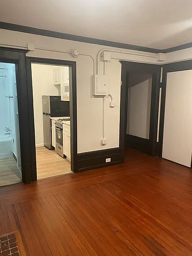 311 S Hicks St #3D Photo 1