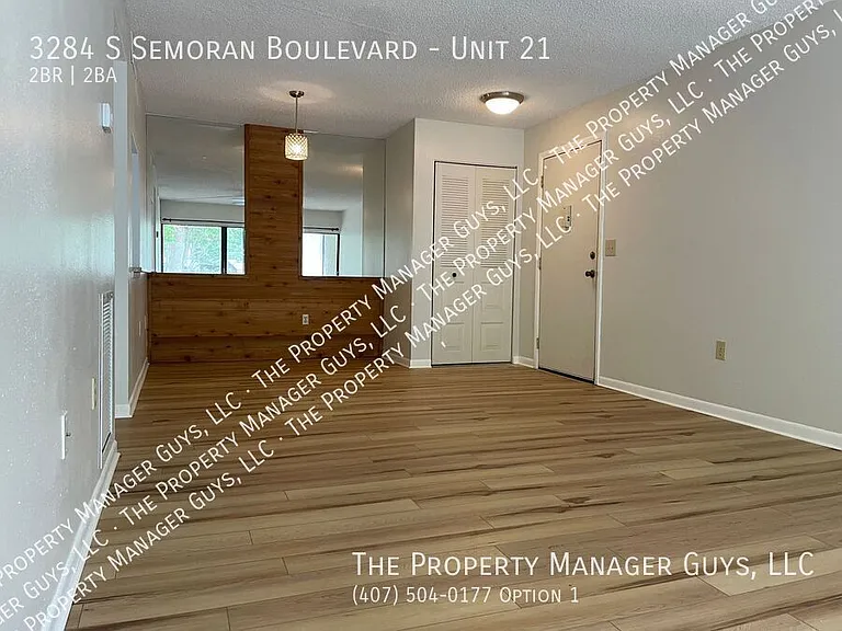 3284 S Semoran Blvd #21 — Photo 8