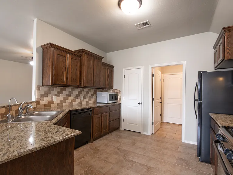14358 Redvine Rd — Photo 9