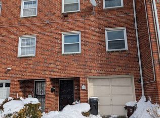 428 Fernside Pl Unit 428, Far Rockaway, NY