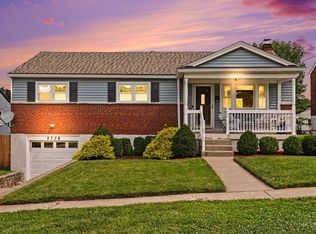 5738 Windview Dr, Cincinnati, OH 45248