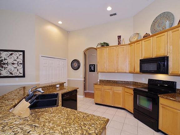 5th image of 3805 Emerald Estates Cir