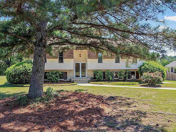 5th image of 504 Wilderness Rd