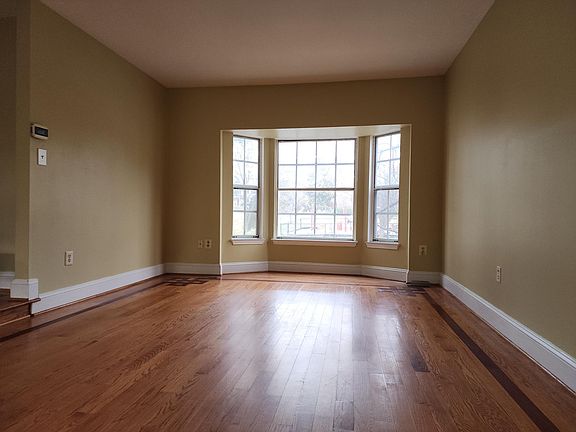 4th image of 7877 Trammell Ct