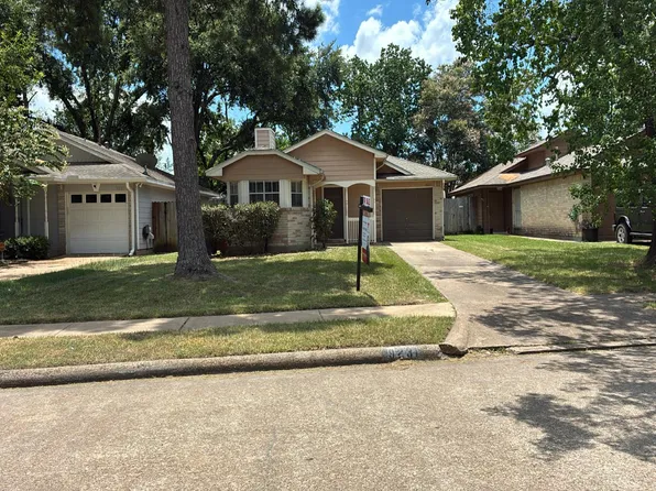 9231 Rippling Fields Dr, Houston, TX 77064