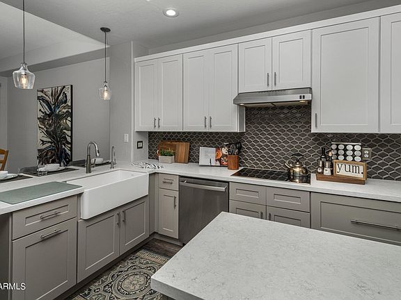 3rd image of 20802 N GRAYHAWK Drive #1103