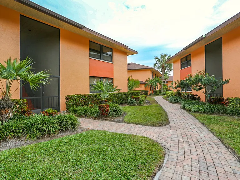 1522 Mainsail Dr #2 — Photo 17