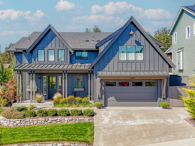 2104 Deerhill Ln, West Linn, OR, 97068