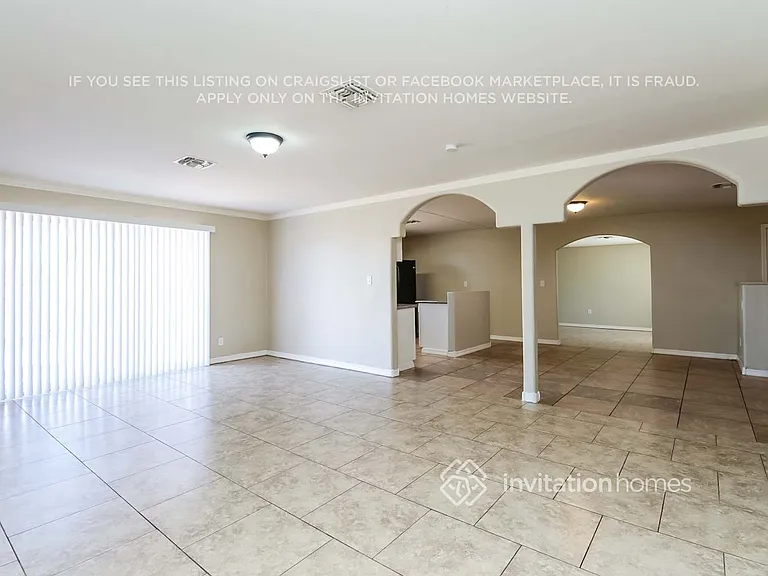 4824 W Catalina Dr — Photo 6