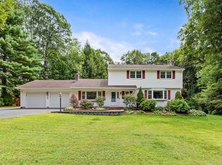 156 Huntington Dr, Vernon, CT 06066