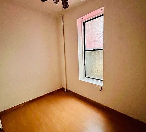 5th image of 1133 1st Ave #1