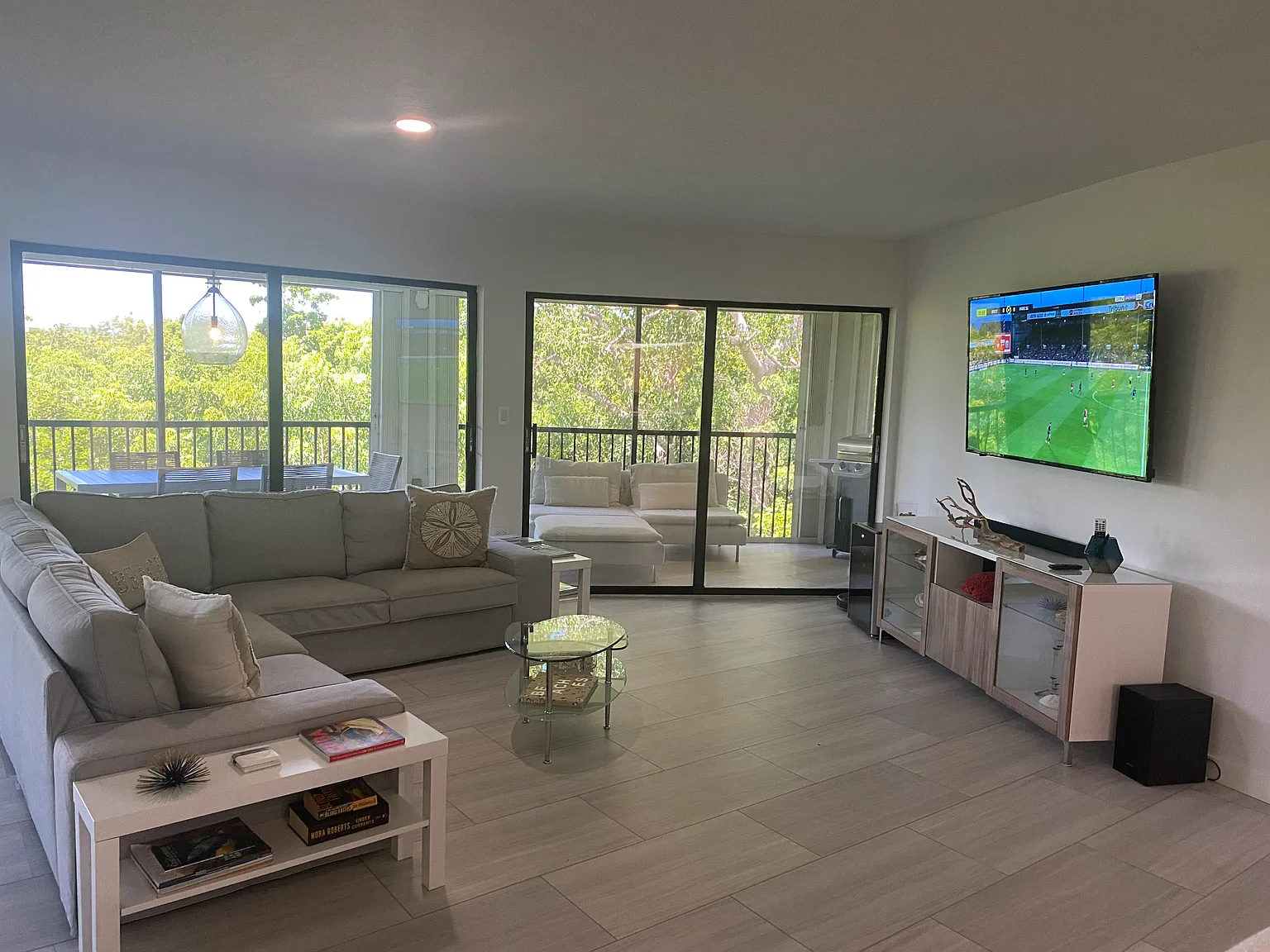 3 bed, 1593 sqft, $5,680 — Photo 4
