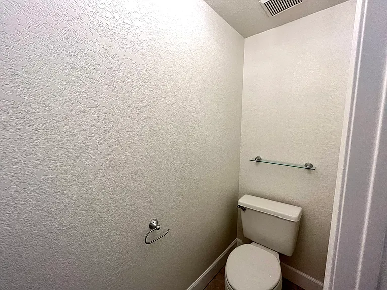 2407 Tottingham Rd — Photo 24
