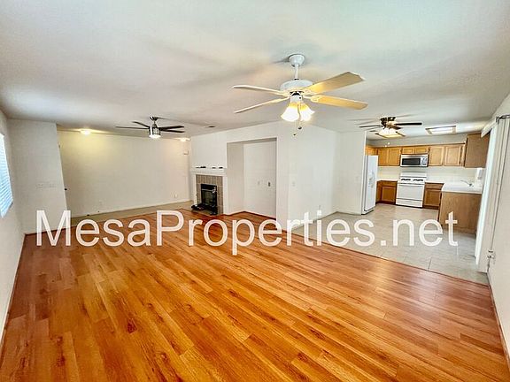 3rd image of 12058 Goldoak Ct