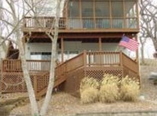 1286 Susan Rd, Lake Ozark, MO 65049