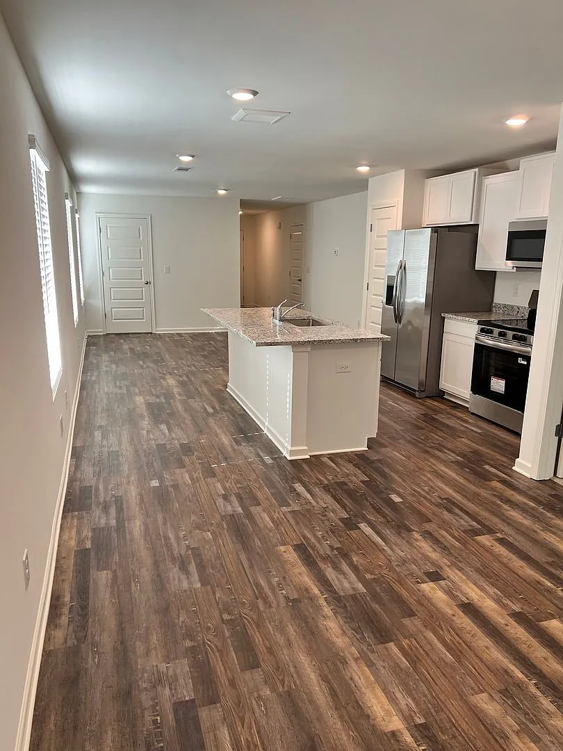 New Construction Rental Home Available! — Photo 3