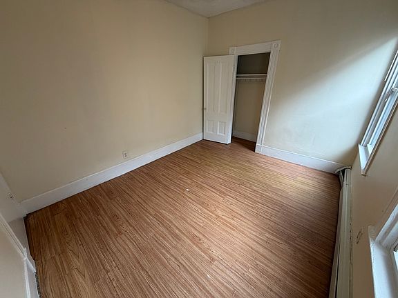 4th image of 570 Main St #1