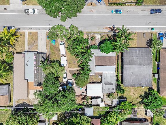 4th image of 2990 NW 8th Place