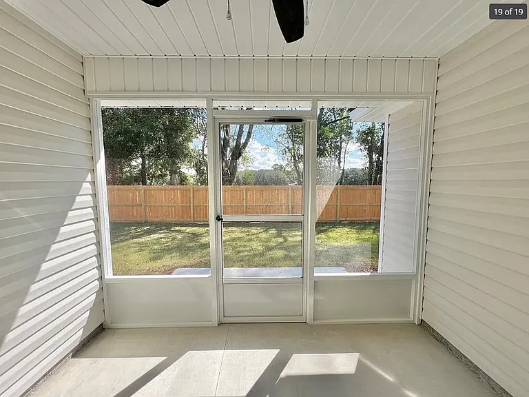 3965 Landings Cir — Photo 17