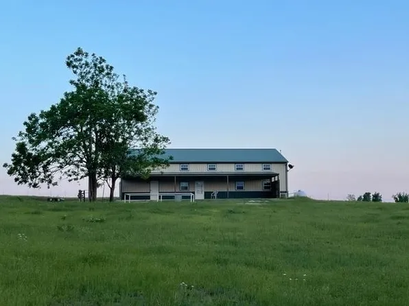 2626 Hunt Rd, Ponca City, OK 74604