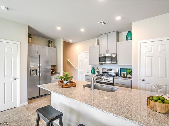 4th image of 4410 Luster Avenue Lot #103