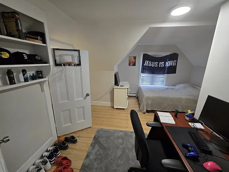 4B Pearl St #4B — Photo 8