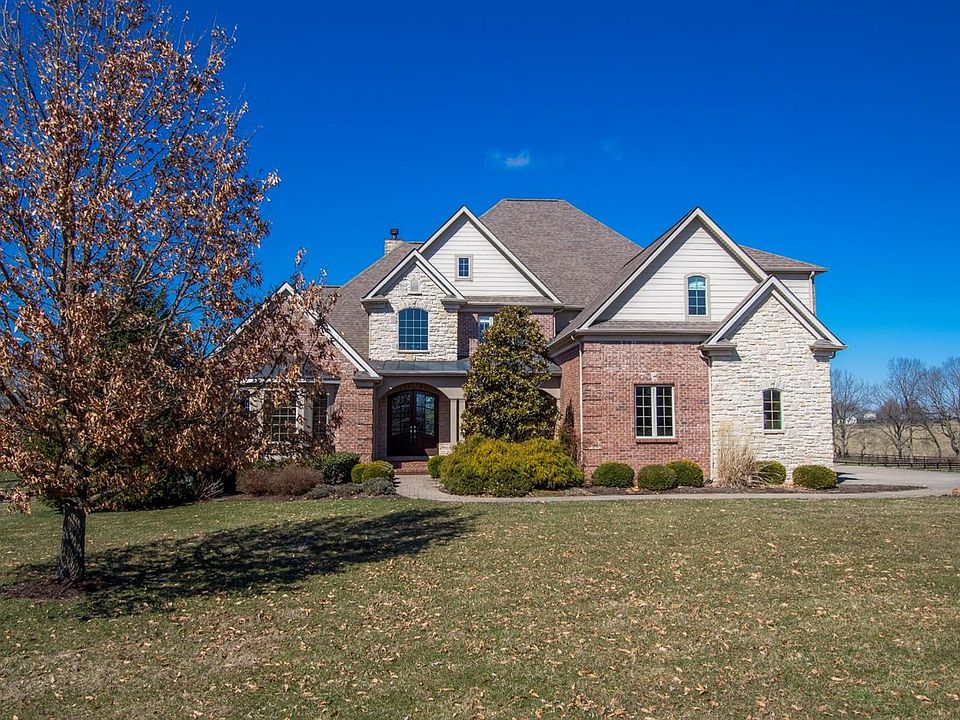 1st image of 222 Golf Club Dr