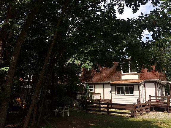 3rd image of 177 Passage Ln