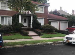 4 Poillon Ave, Staten Island, NY 10312