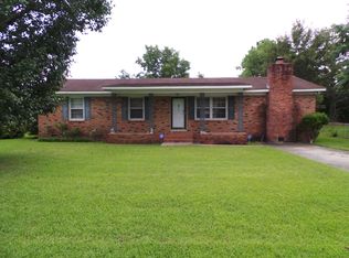 7074 N Kenwood Dr, North Charleston, SC 29406