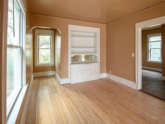 4th image of 1238 N 34th STREET