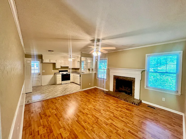 5531 McCormick Rd — Photo 2