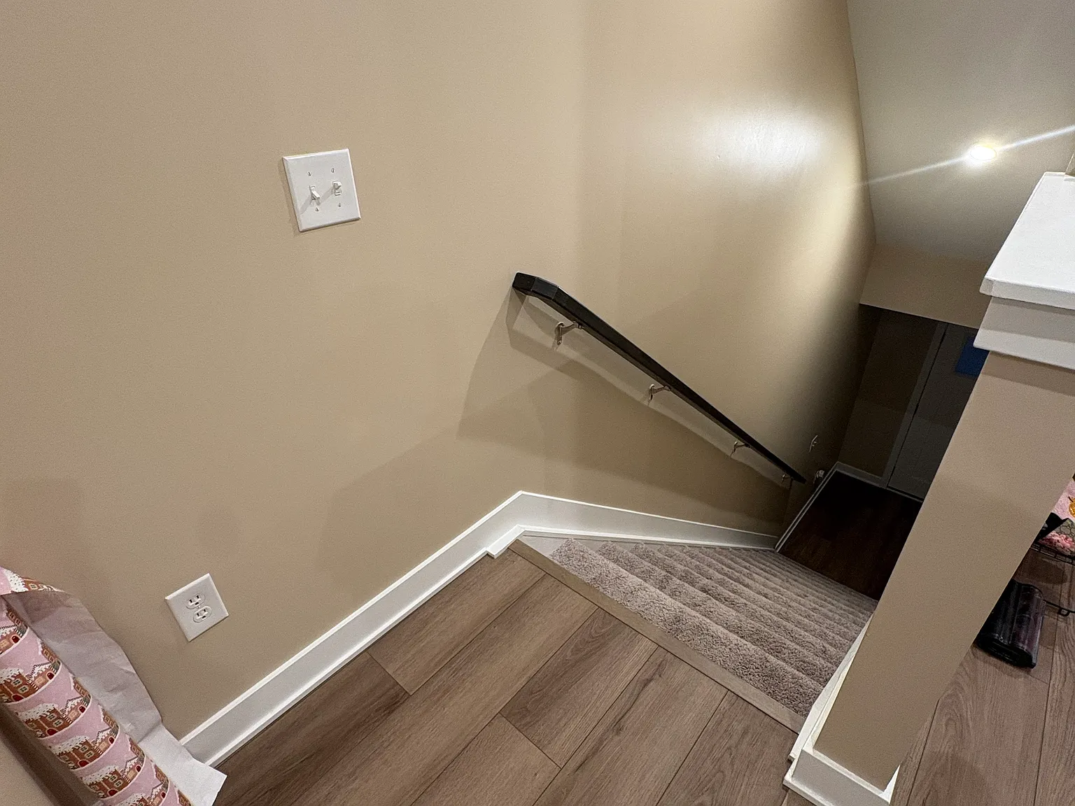 3 bed, 2.5 bath, 1318 sqft, $2,100 — Photo 4