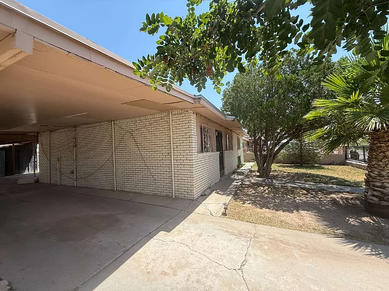 7289 Mimosa Ave — Photo 4
