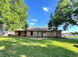 540 E 4th St, Joshua, TX 76058