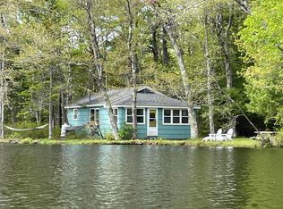 16 Morton Ln, Hope, ME 04847