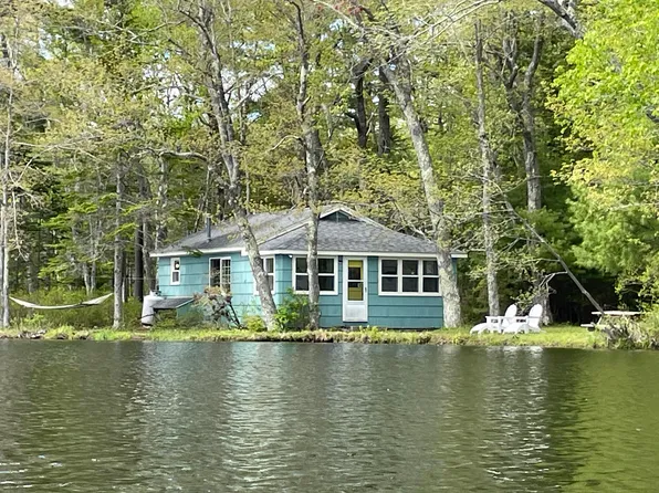 16 Morton Lane, Hope, ME 04847