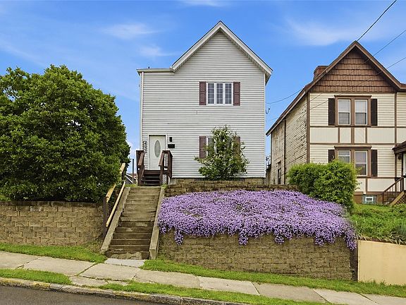 2nd image of 432 Jefferson Ave