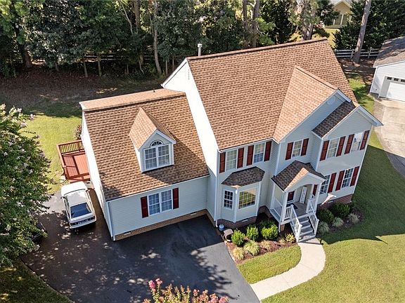 3rd image of 7115 Sugar Oak Ct