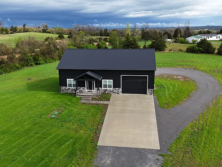 135 Cedar Ridge Rd — Photo 38