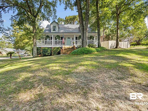 2nd image of 100 Palisade Cir