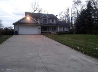 369 Pine St, Fruitport, MI