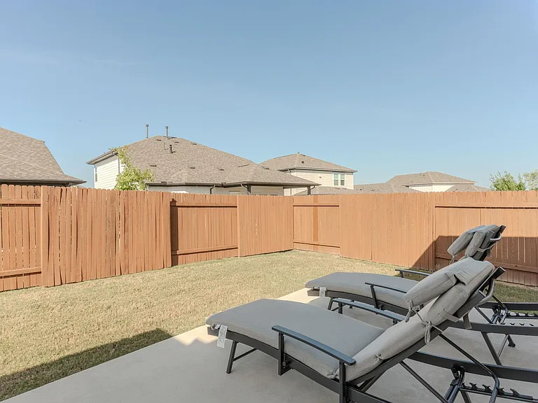6504 Velvet Leaf Ln — Photo 23
