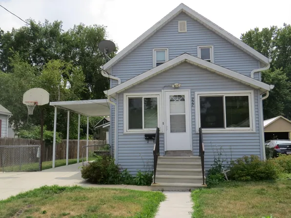 222 11th St NW, Rochester, MN 55901