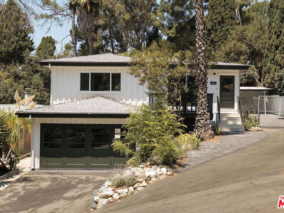 1st image of 963 Pine Grove Ave