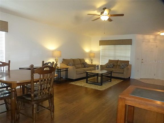 5th image of 627 Vineyard Way